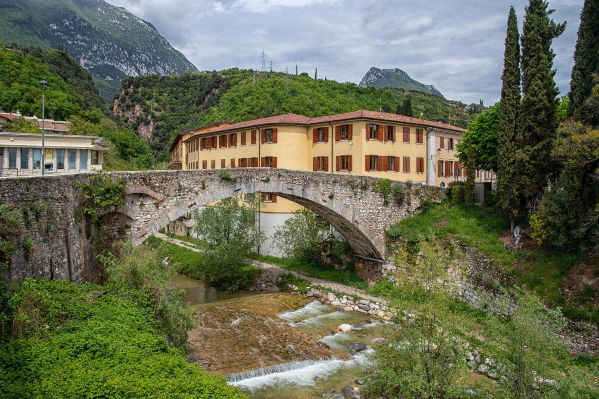 Angela -Terrace & Beautiful View Lake - Happy Rentals Toscolano Maderno Eksteriør bilde